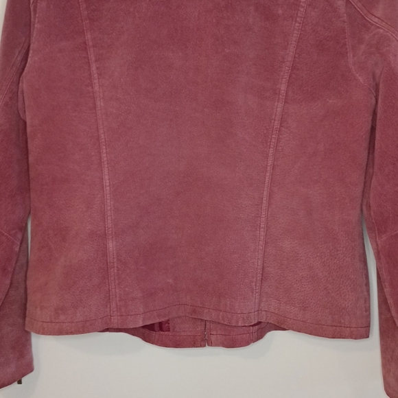 Vintage red suede leather jacket. - Picture 6 of 7